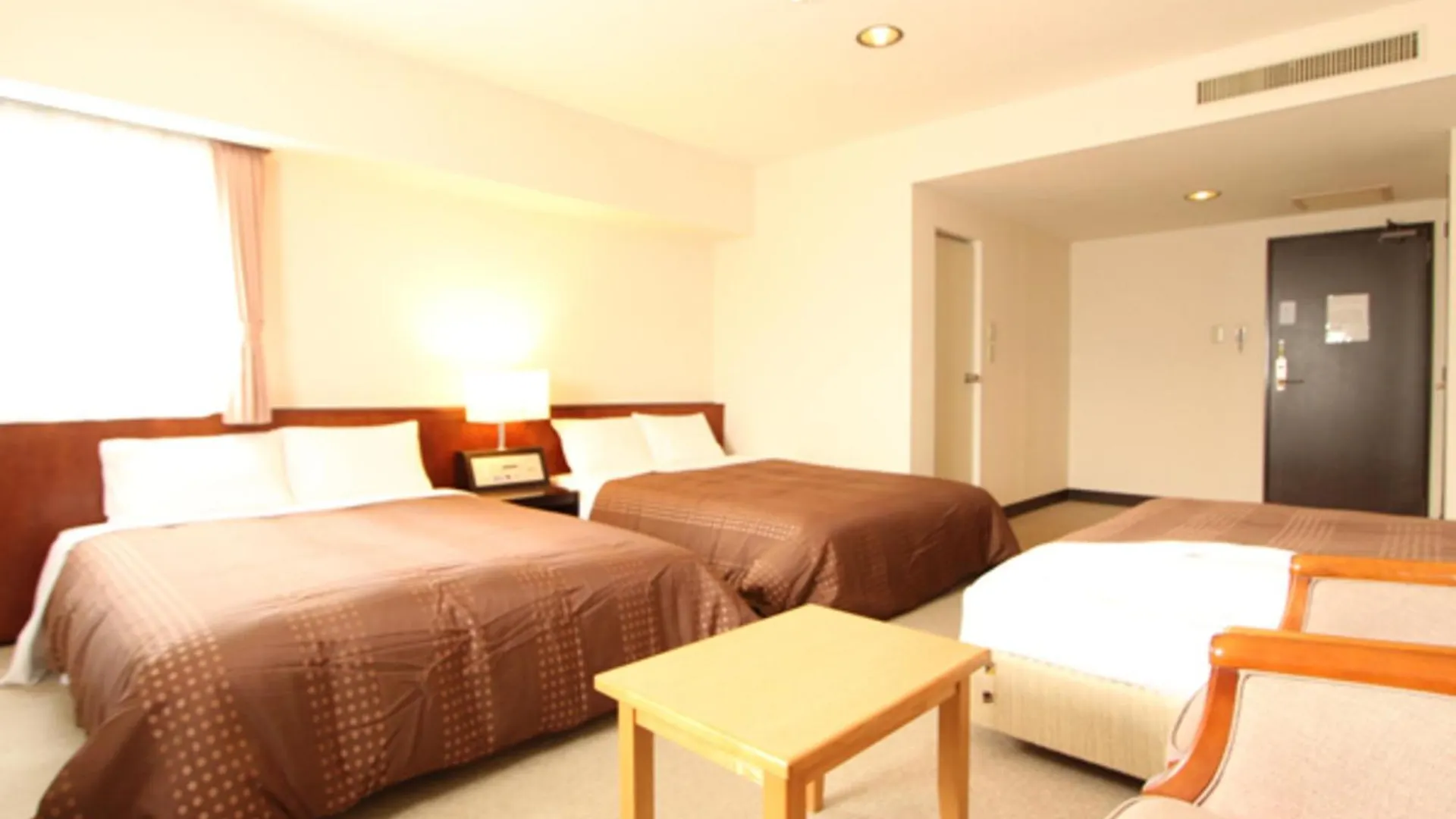 Hotel Livemax Budget Chitose Chitose